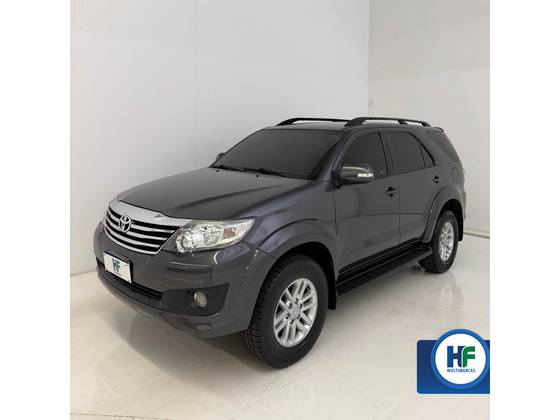 TOYOTA HILUX SW4 2.7 SR 4X2 16V FLEX 4P AUTOMÁTICO TOYOTA HILUX SW4 2.7 SR 4X2 16V FLEX 4P AUTOMÁTICO